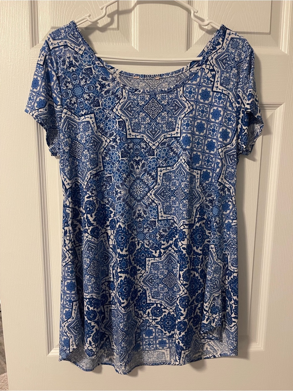 Blue Patterned Short-Sleeve Women's Top